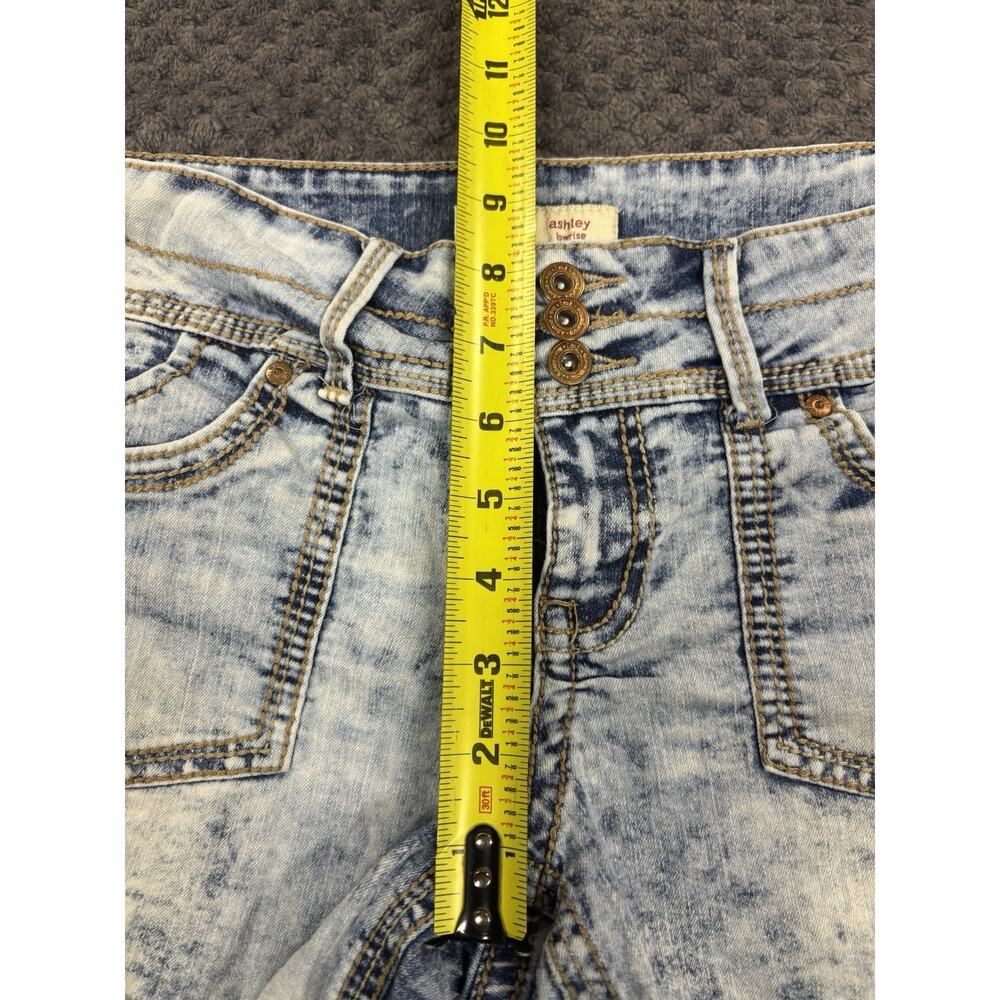 LEI Acid Washed Denim Jean Shorts Cutoffs Low Rise Women's Size 9 - Picture 6 of 8